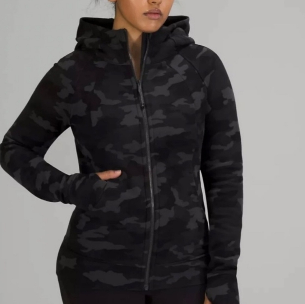 Lululemon Athletica Scuba Hoodie With The LuLuLemon Logo On The Hoodie Zip Up